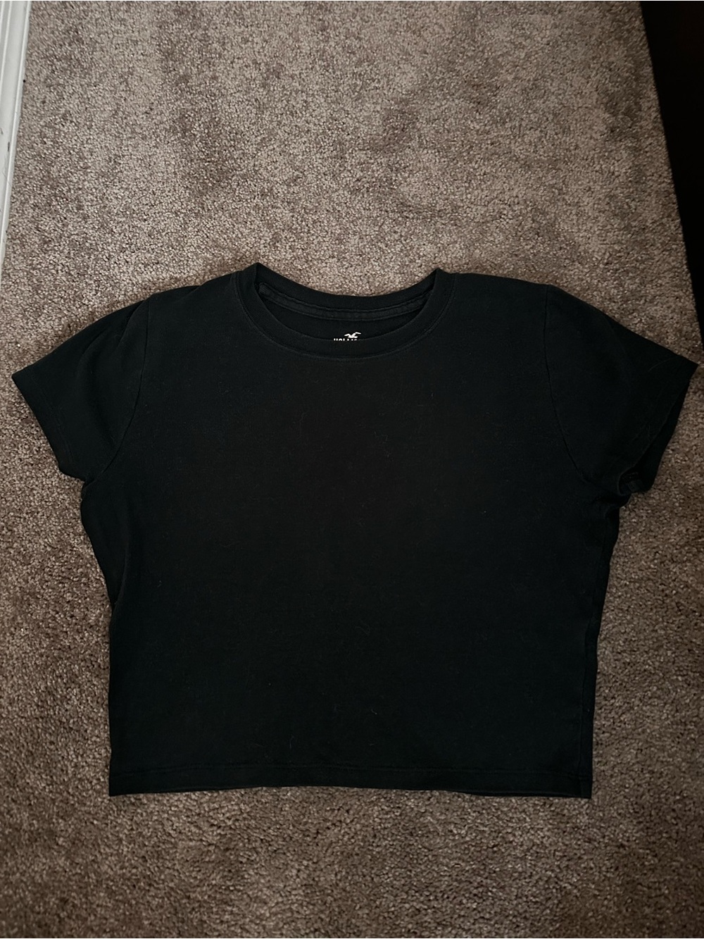 Hollister Black Baby Tee Shirt Size Medium 0529